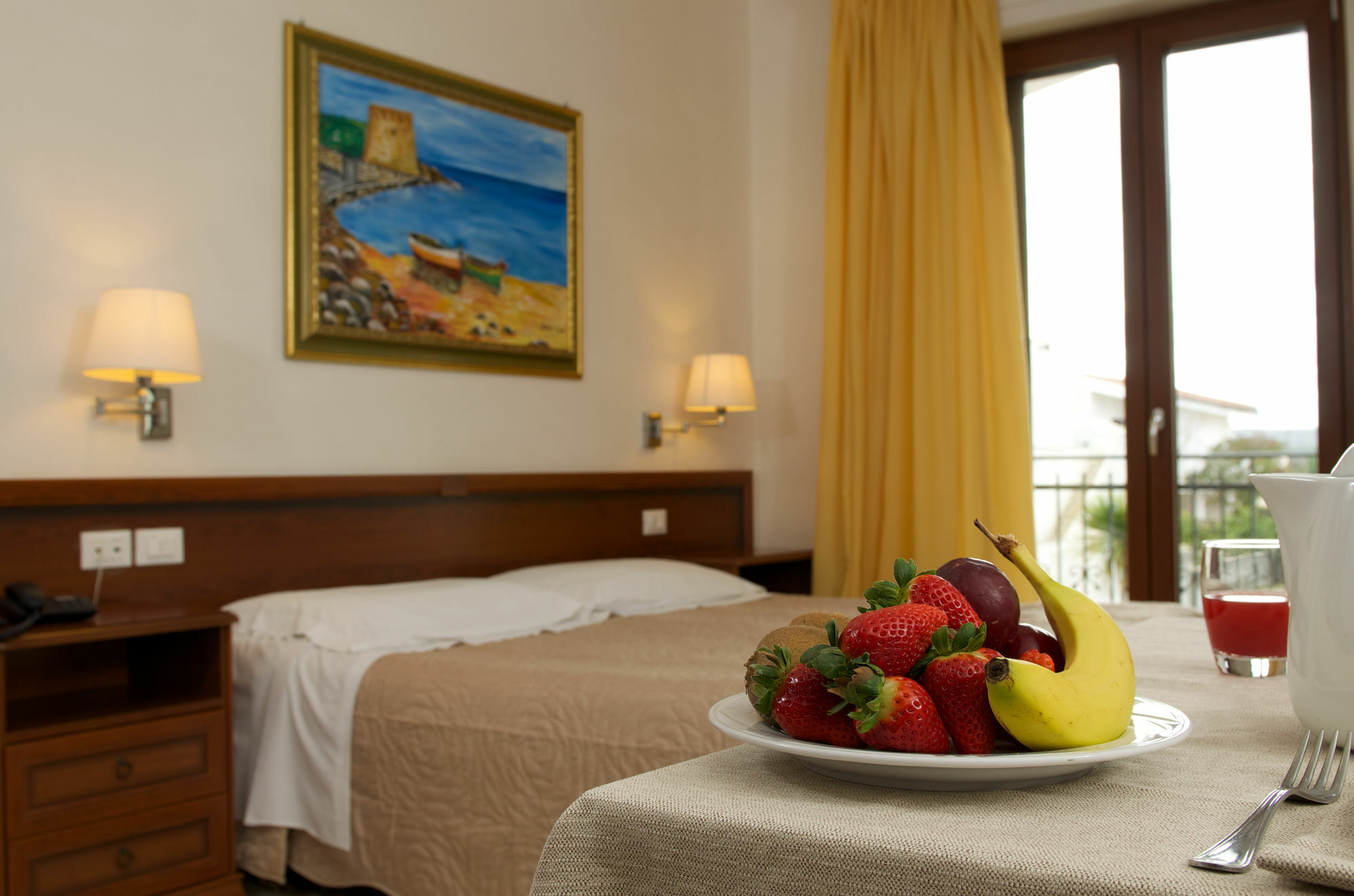 Victoria Hotel 4*
